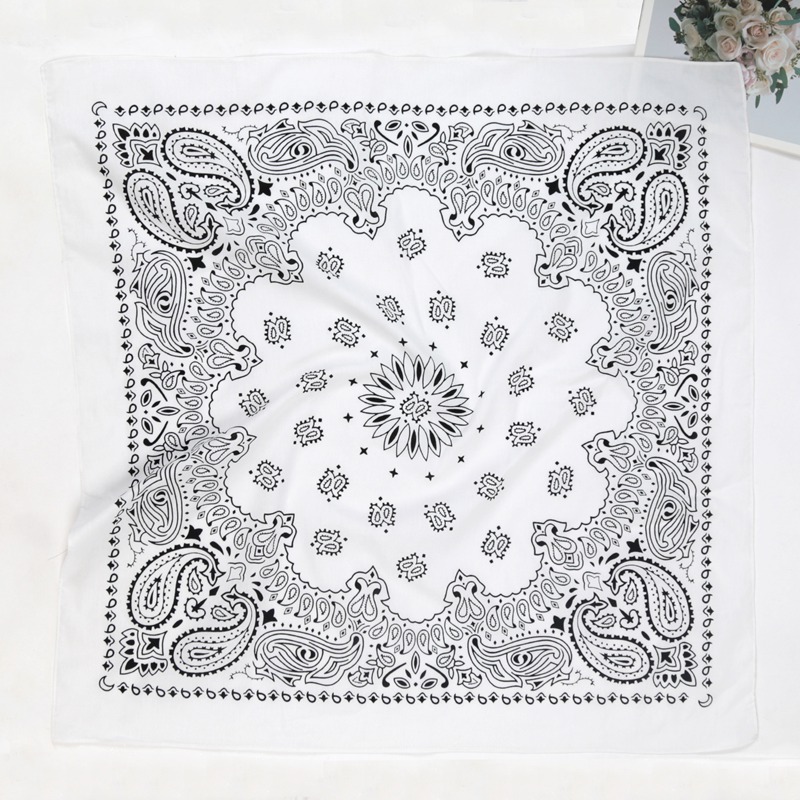 Lenço Bandana Grande Unissex 7 - Bandana Cotton avaliação e preço